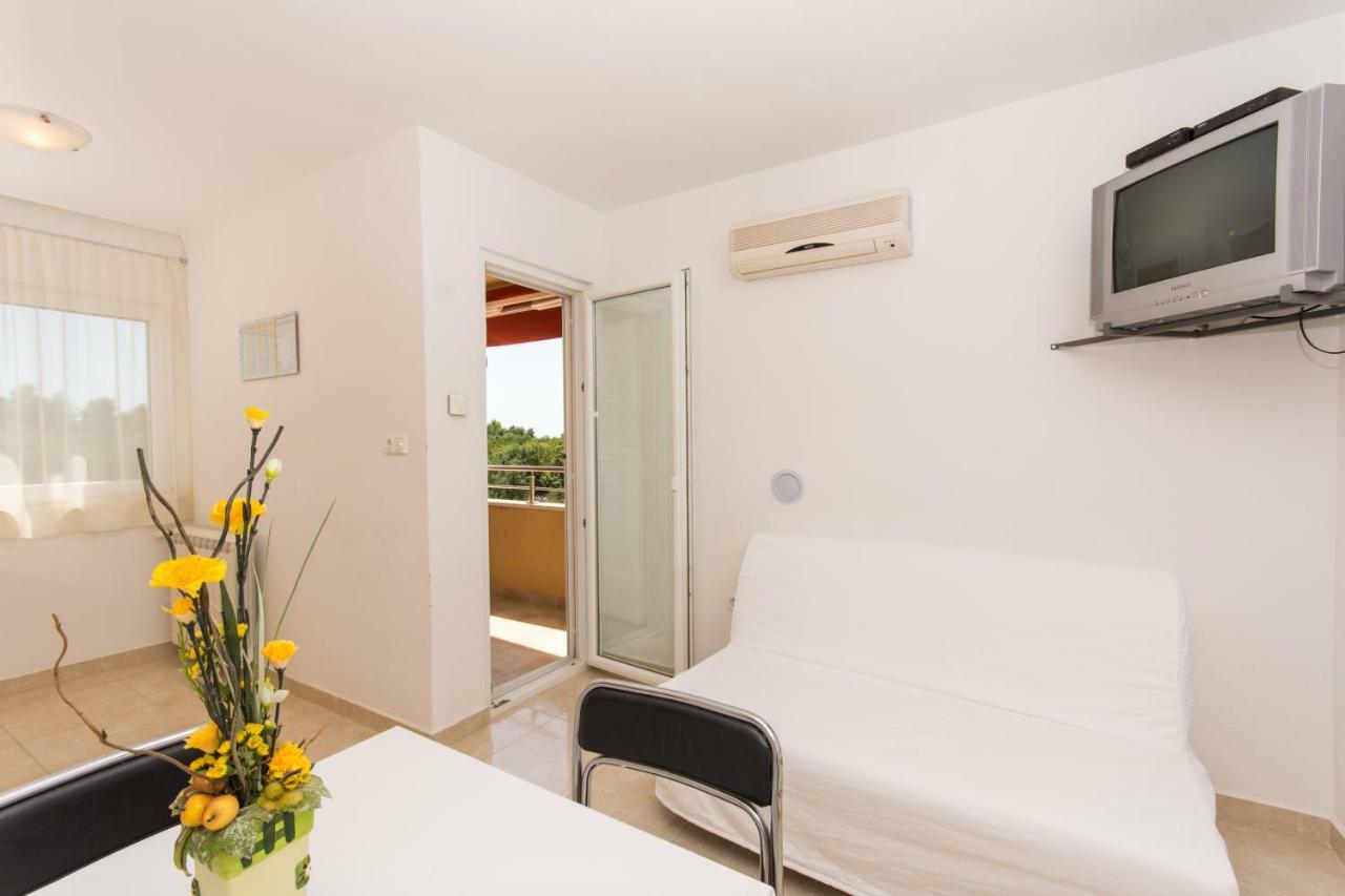 Apartments Vukman Trogir Exterior foto