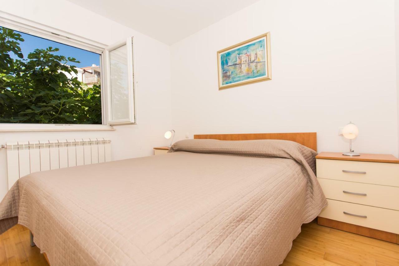 Apartments Vukman Trogir Exterior foto